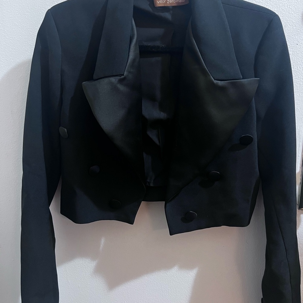 Black Cropped Satin-Lapel Blazer